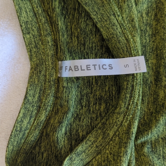 Fabletics Crop top - Picture 2 of 2